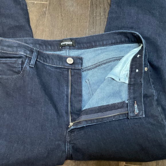 Express Cropped Straight High Rise Dark Denim Jeans - Picture 10 of 11